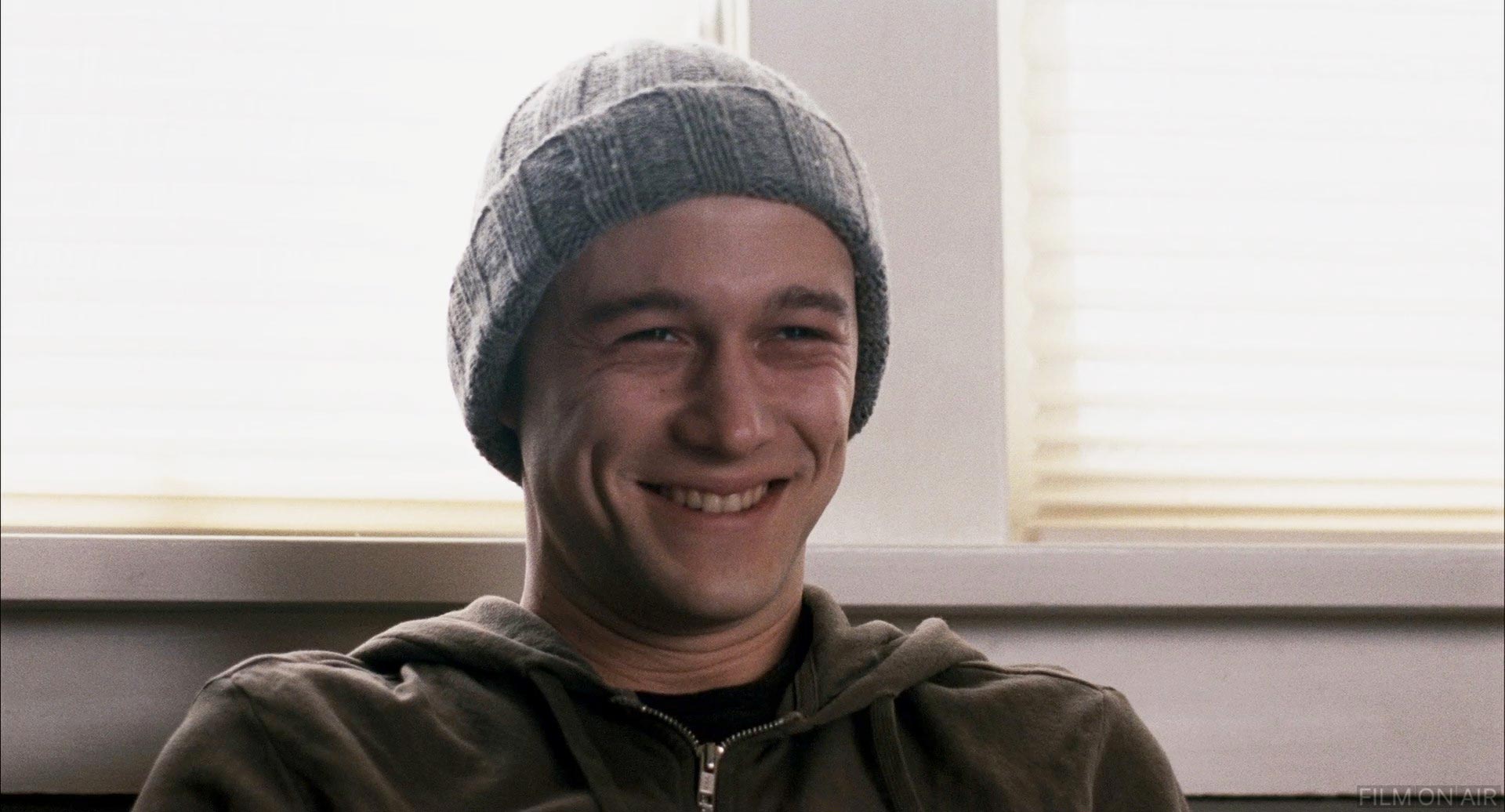 Joseph Gordon Levitt Smiling
 in 50/50 in 50/50