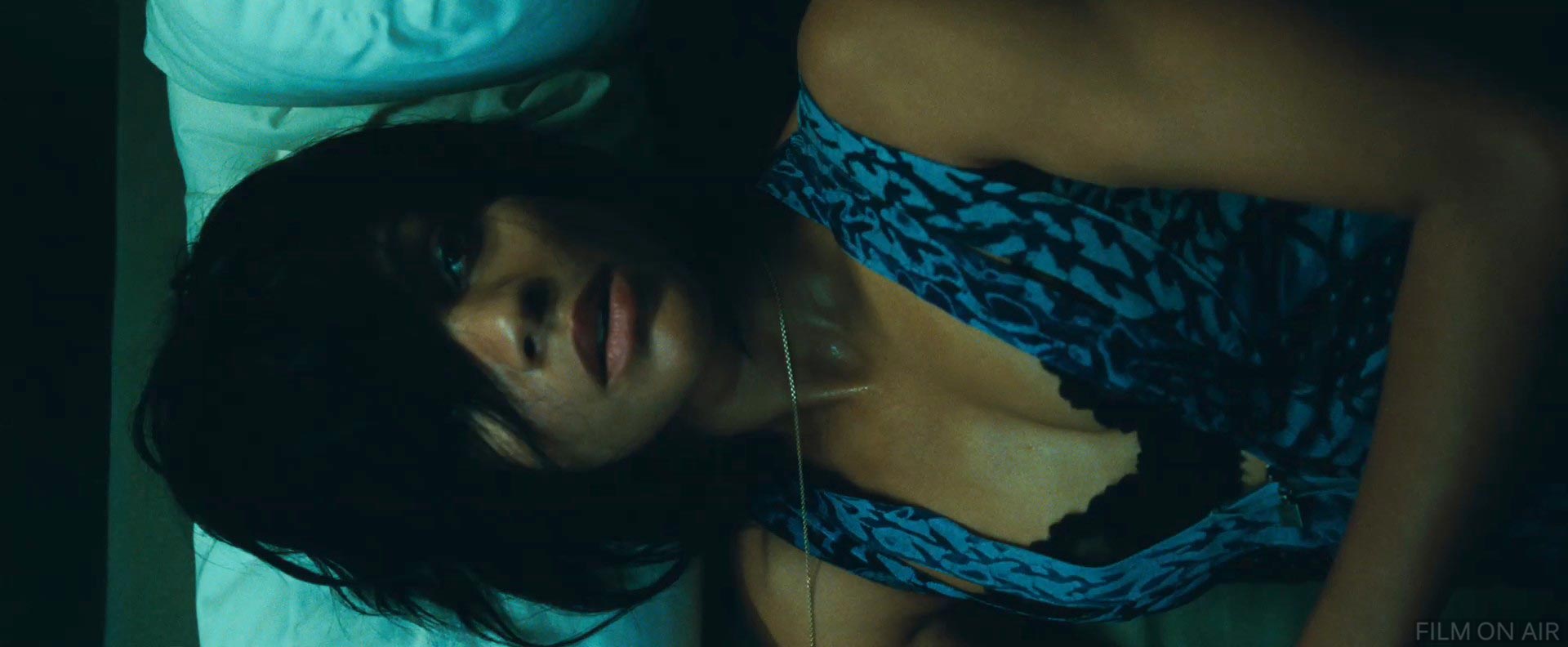 Sexy Outfit Zoe
 in Colombiana in Colombiana