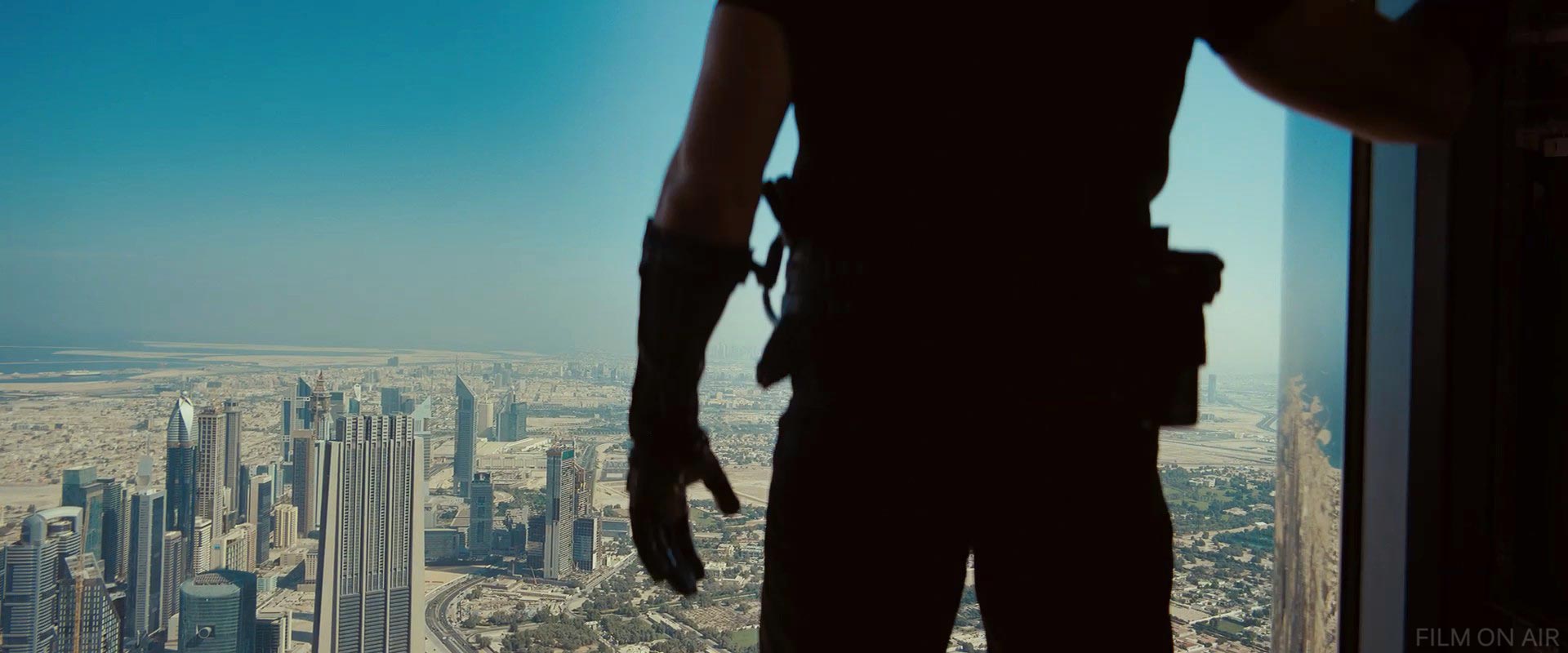 Dubai View
 in Mission: Impossible 4 - Ghost Protocol in Mission: Impossible - Ghost Protocol