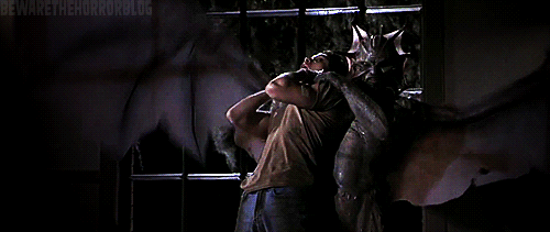 The Creeper making weird moves in Jeepers Creepers (2001)