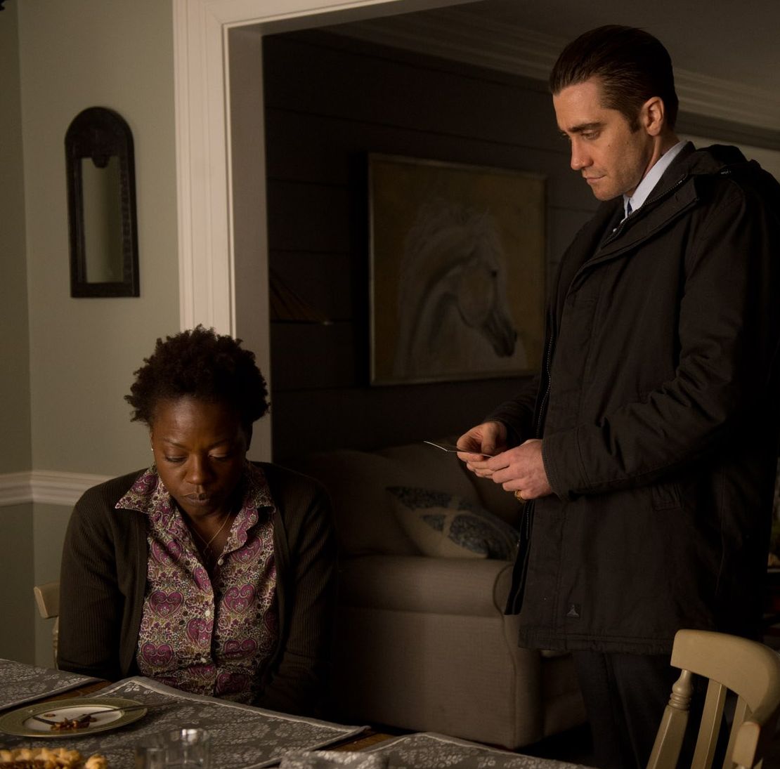 Viola Davis questioned by Jake Gyllenhaal