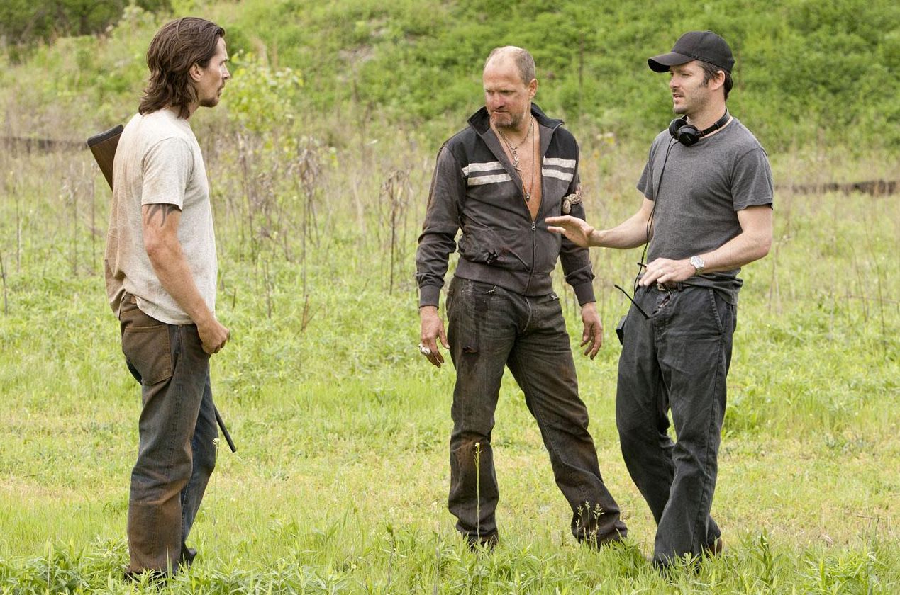 Scott Cooper directs Christian Bale &amp; Woody Harrelson