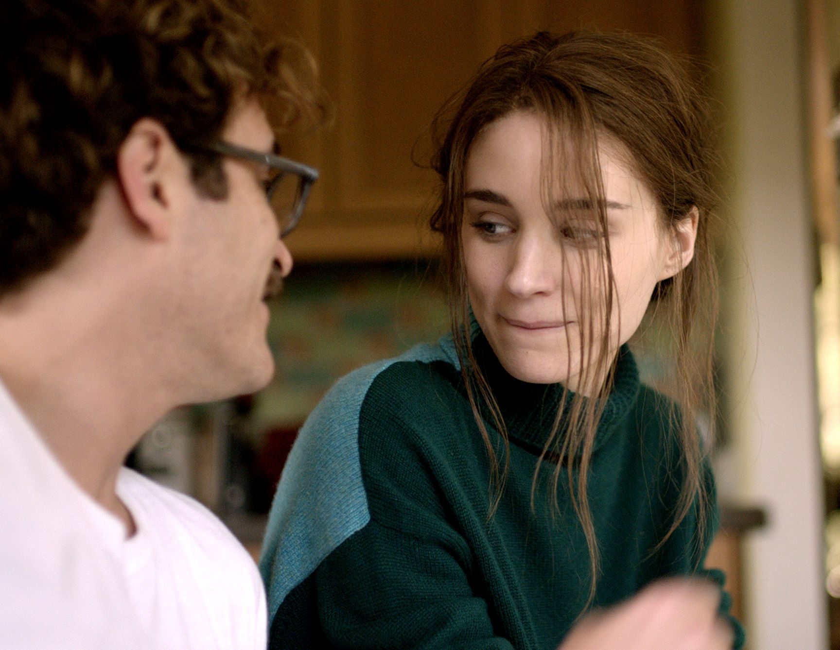 Rooney Mara as Phoenix wife in Her