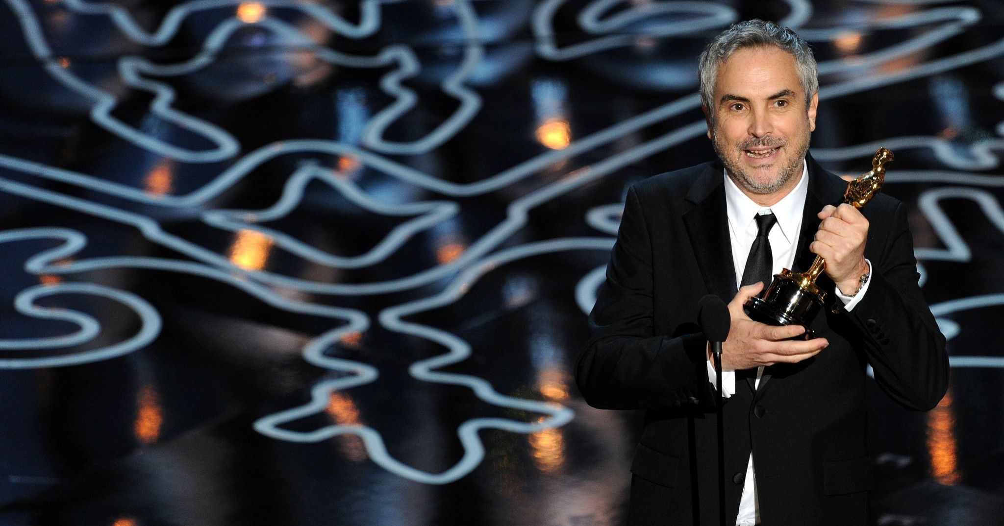 Alfonso Cuaron with his Best Director Oscar for Gravity