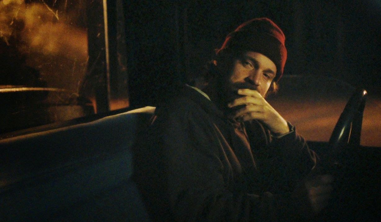 Peter Sarsgaard in car, Night Moves