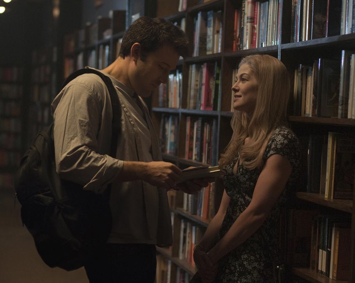 Ben Affleck and Rosamund Pike in the library, Gone Girl
