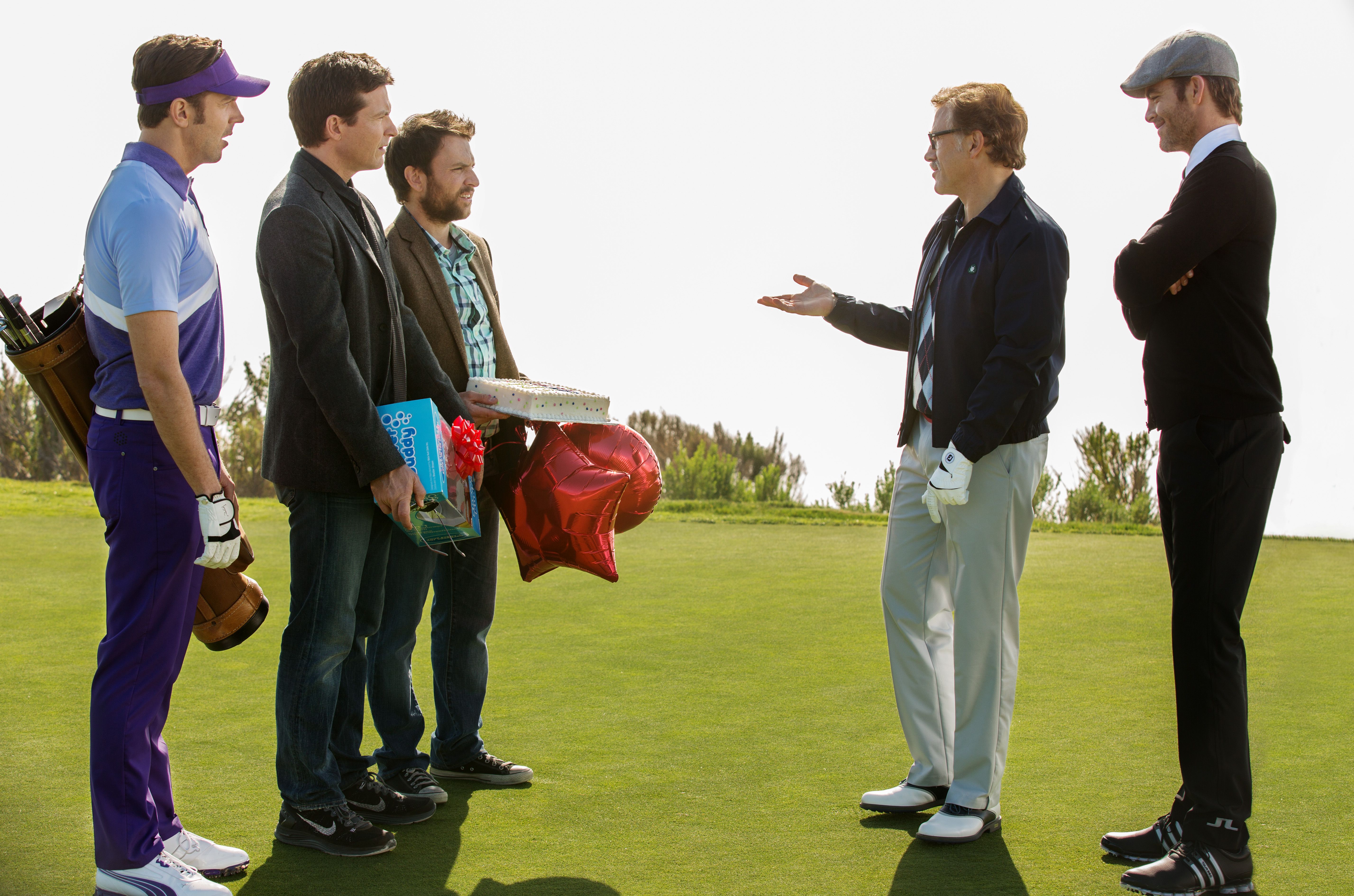 Christoph Waltz and the guys play golf in Horrible Bosses 2
