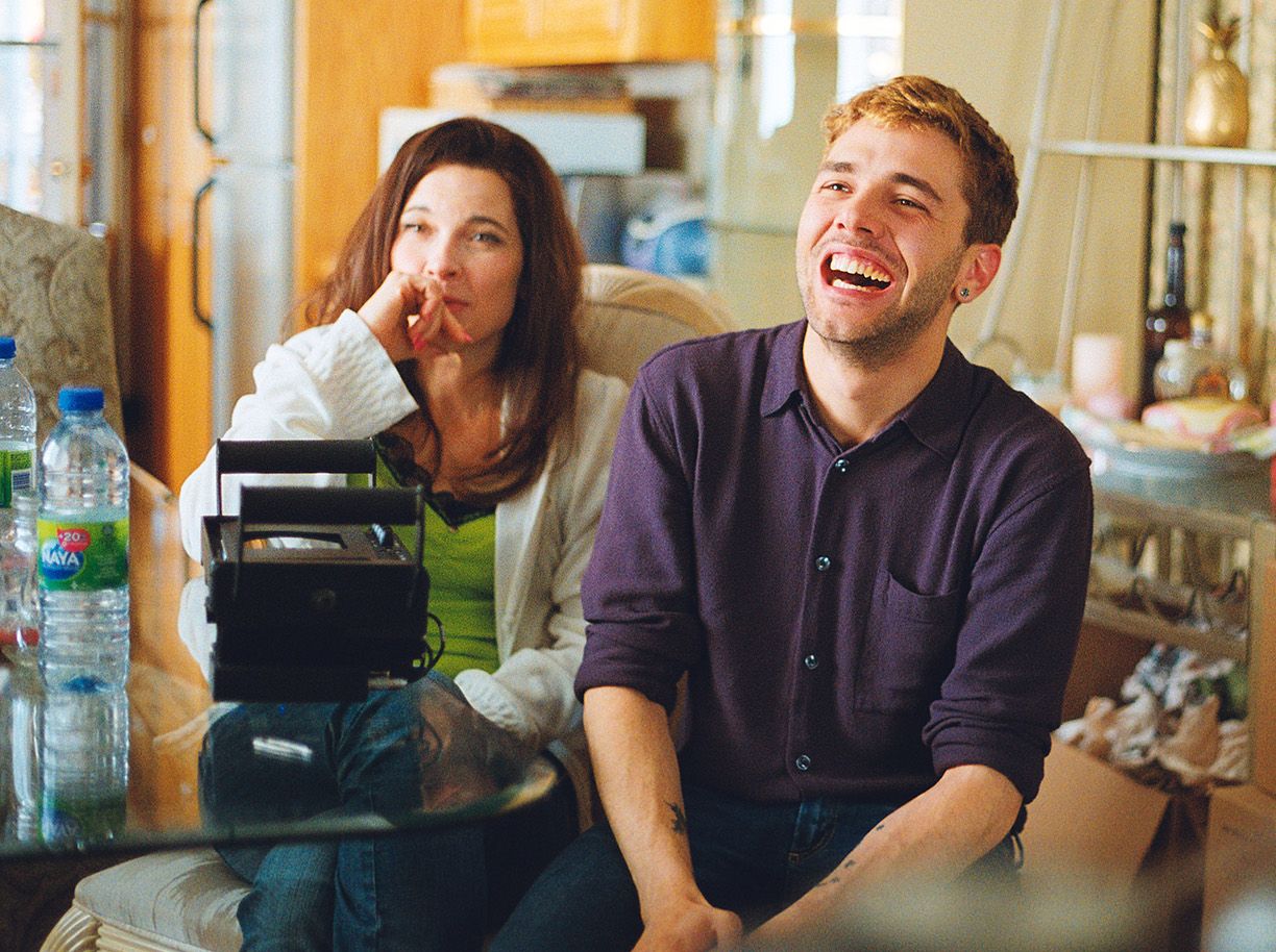 Behind the Scenes: Xavier Dolan having fun on the set of Mom