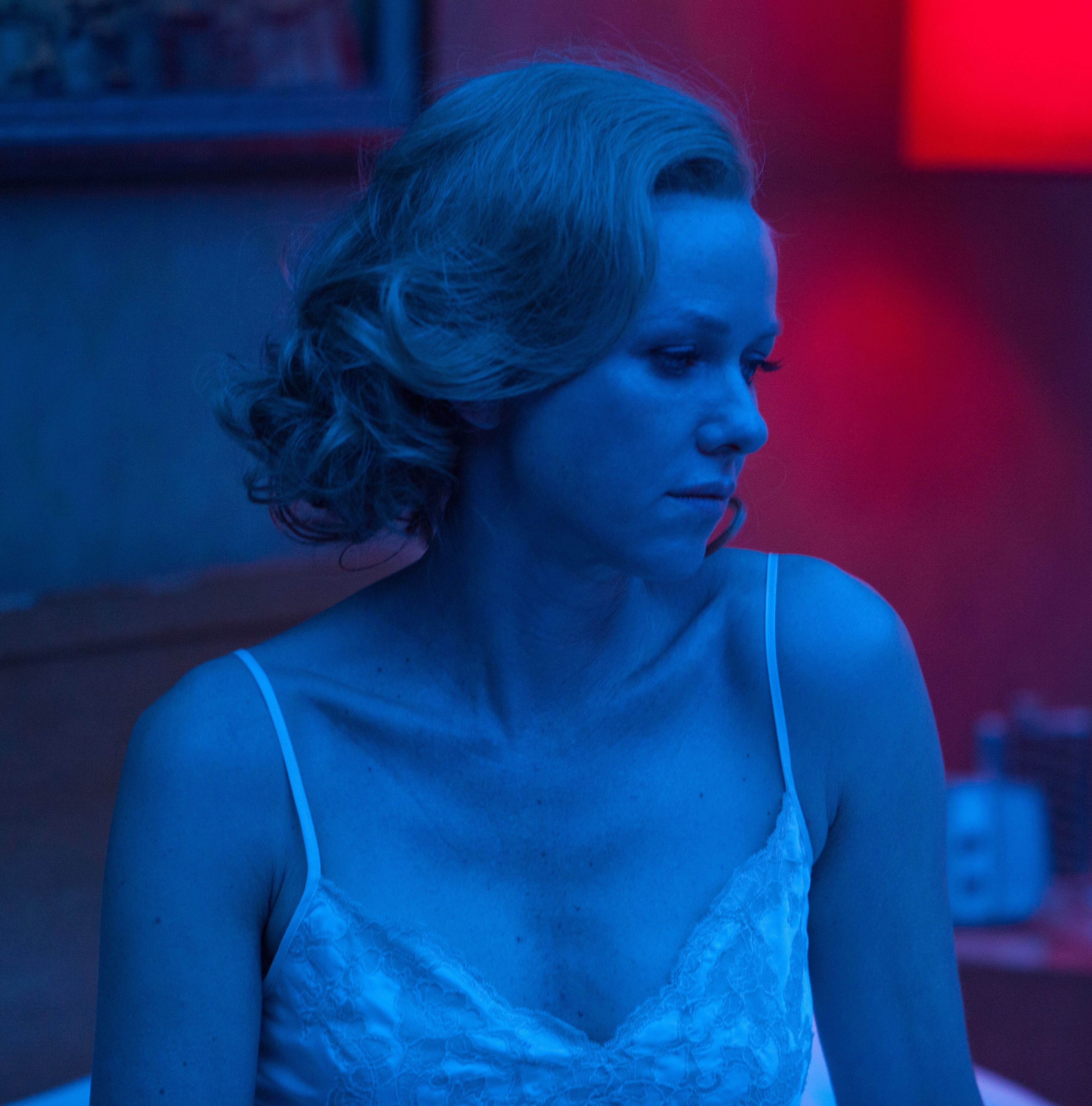 Naomi Watts in blue