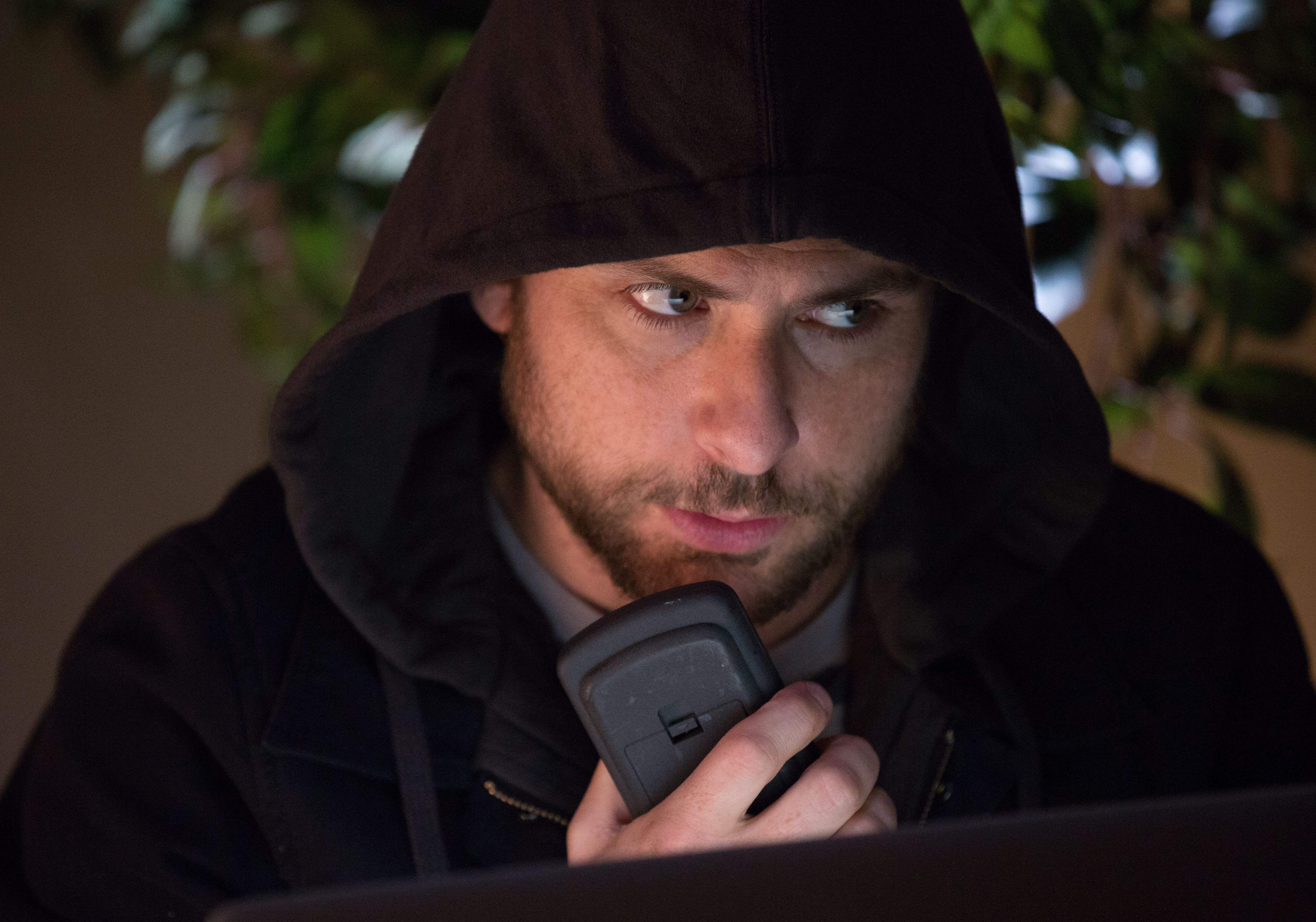 Charlie Day hoodie, doing shady business, Horrible Bosses 2