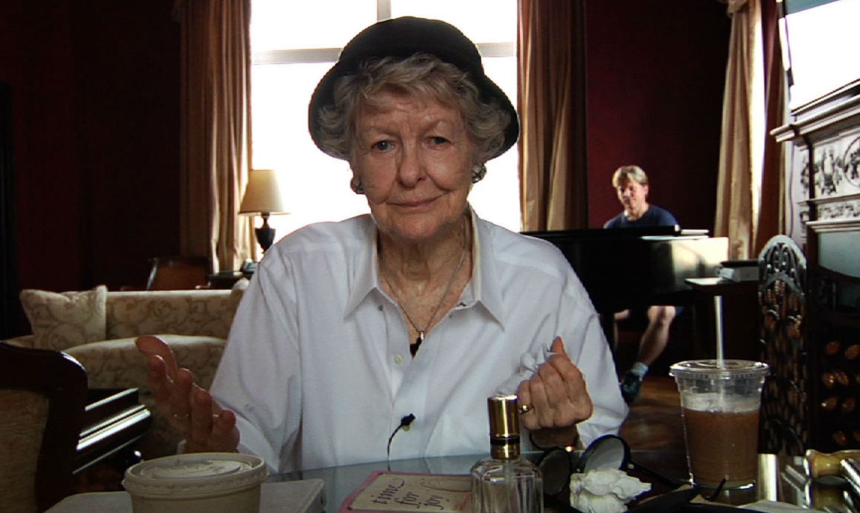 Elaine Stritch at home having a drink