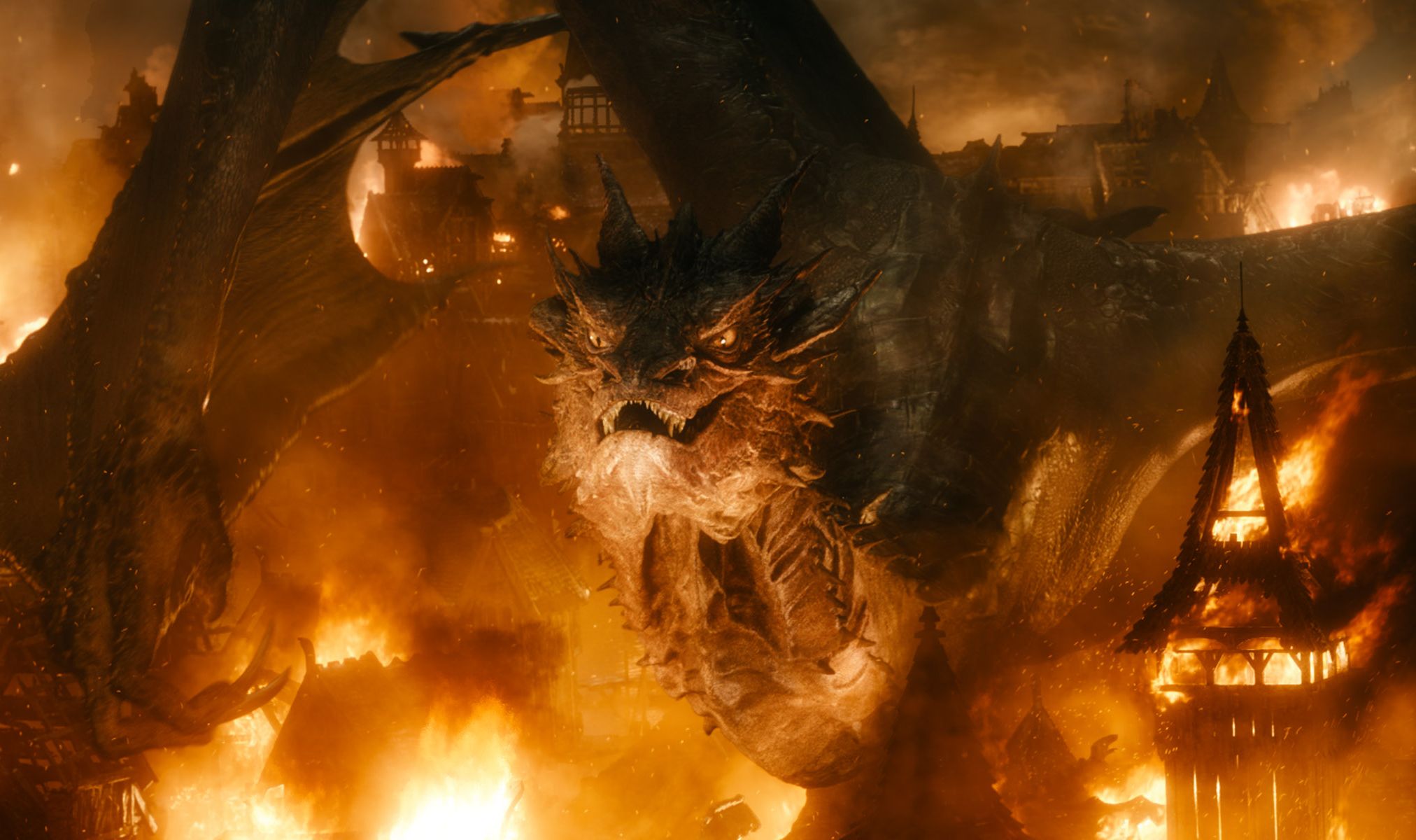 Smaug frontal in the final Hobbit film