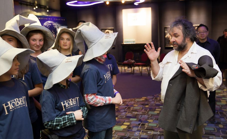 Peter Jackson talks to some young Hobbit fans