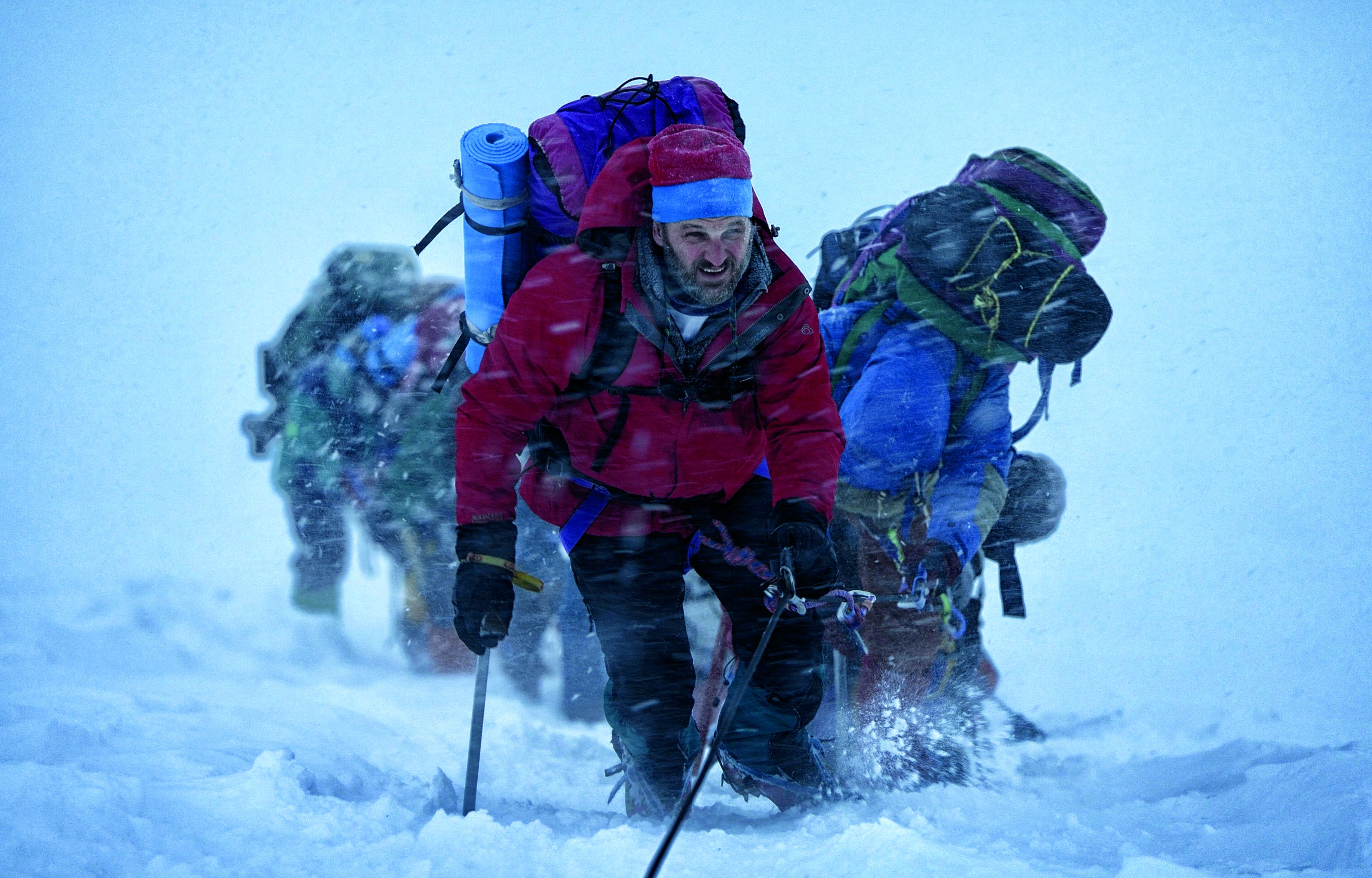  Jason Clarke in 2015 mountaineering drama Everest