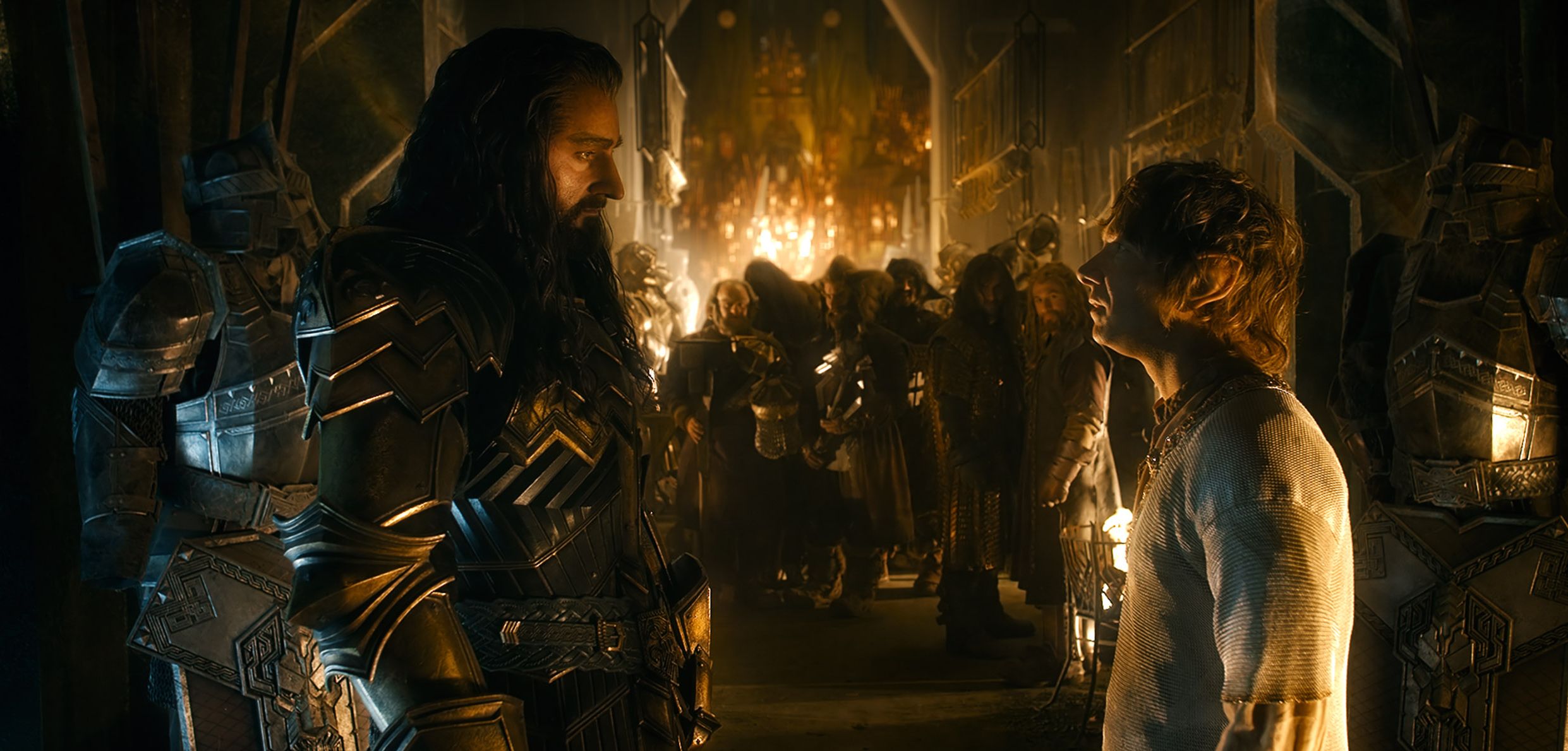 Bilbo Baggins and Thorin Oakenshield have a chat in The Batt
