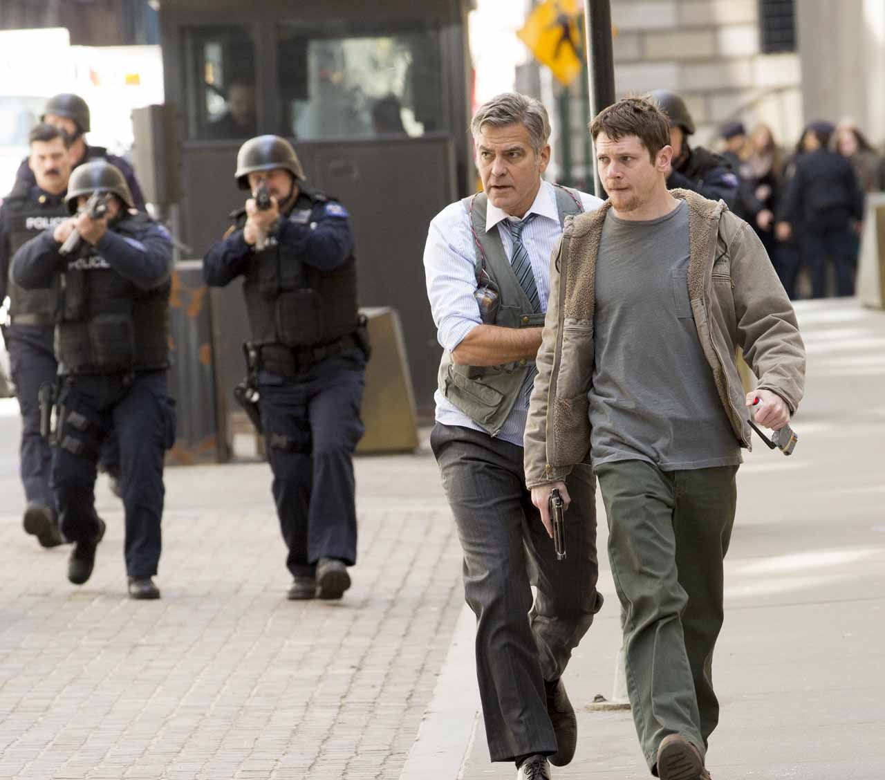 First Look at George Clooney and Jack O’Connell in the 'Mo