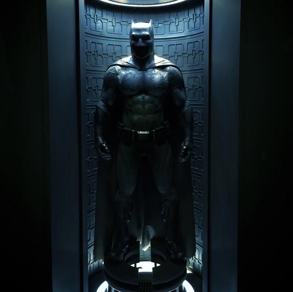 Full Batman Suit From ‘Batman v Superman’ Revealed