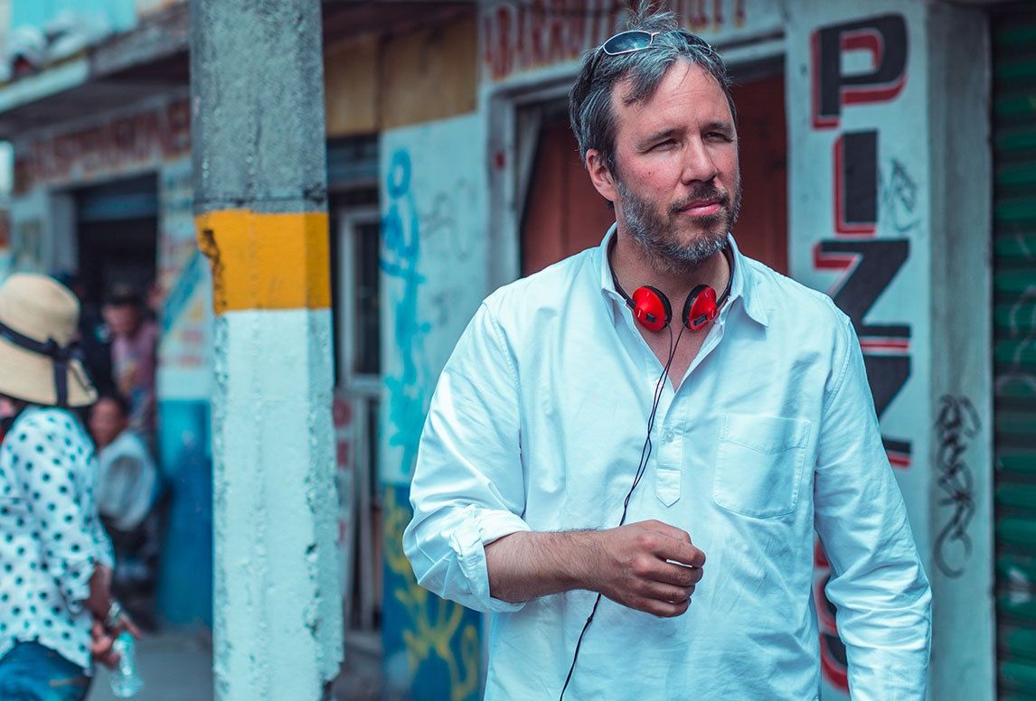 Director Denis Villeneuve (Prisoners) on the set of Sicario