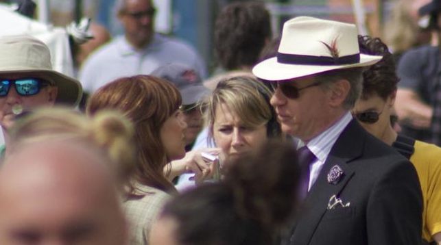 Paul Feig and Kristen Wiig chat on-set