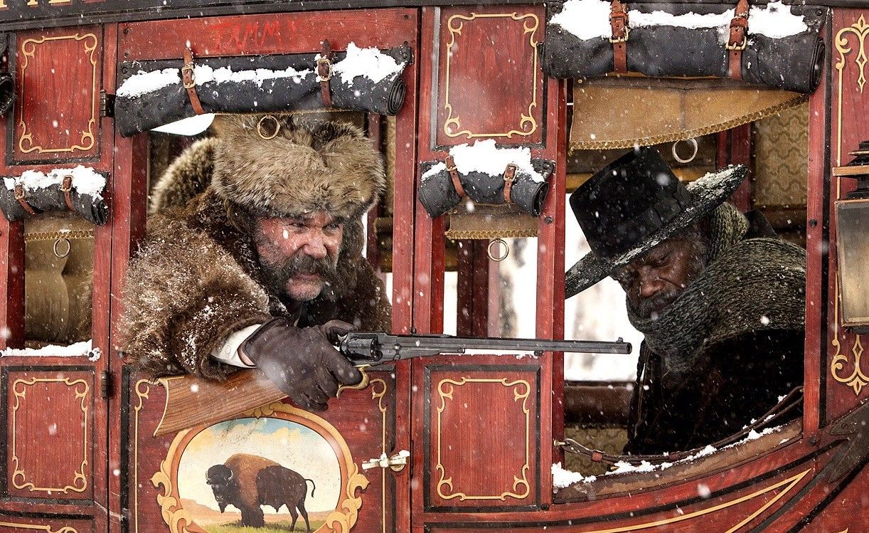 Kurt Russell and Samuel L. Jackson Travel in a Stagecoach in