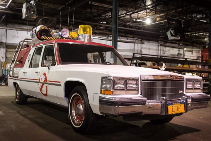 Paul Feig Gives First Look at New ECTO-1 from &#039;Ghostbusters&#039;