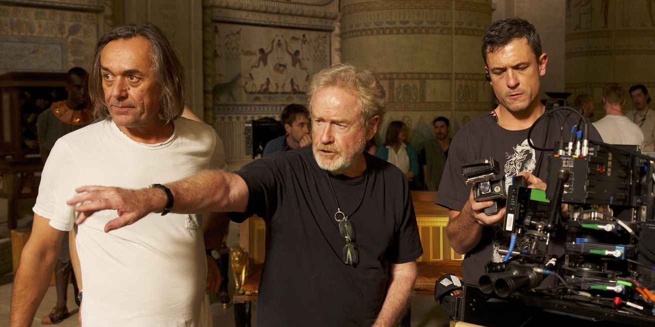 Ridley Scott directing Exodus: Gods and Kings