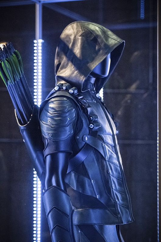 New Green Arrow costume