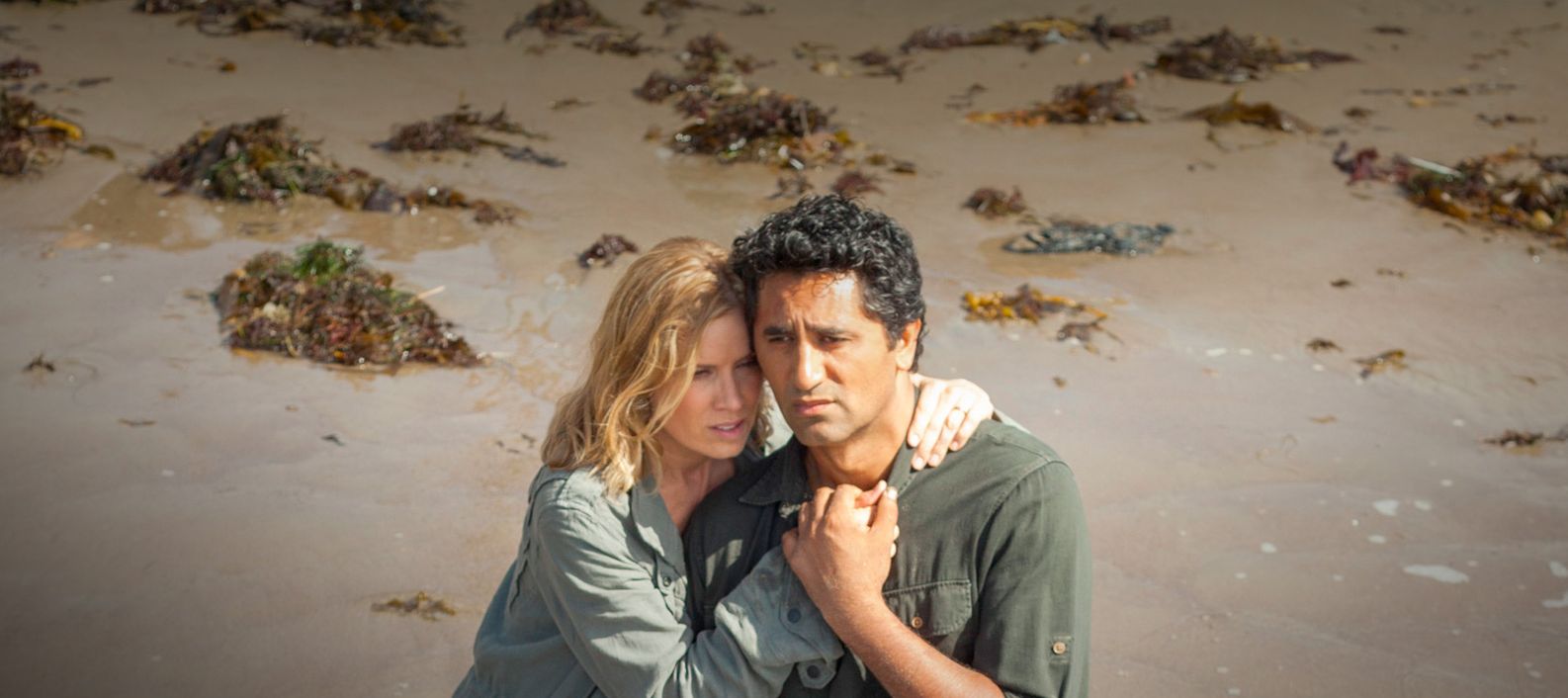 Cliff Curtis and Kim Dickens in Fear the Walking Dead Episod