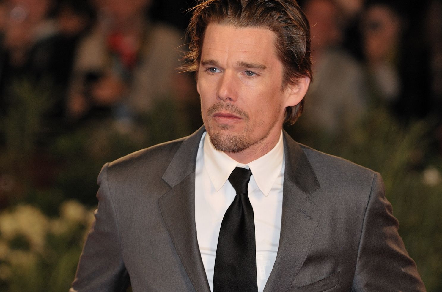 Ethan Hawke joins 24 Hours to Live