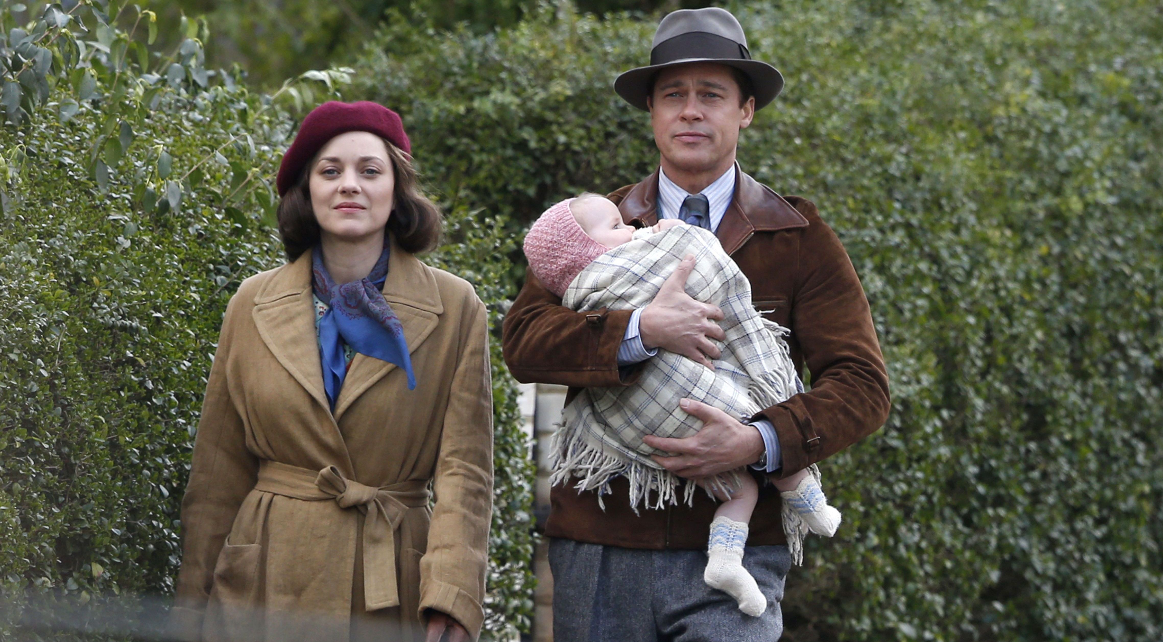 Marrion Cotillard and Brad Pitt in 'Allied'