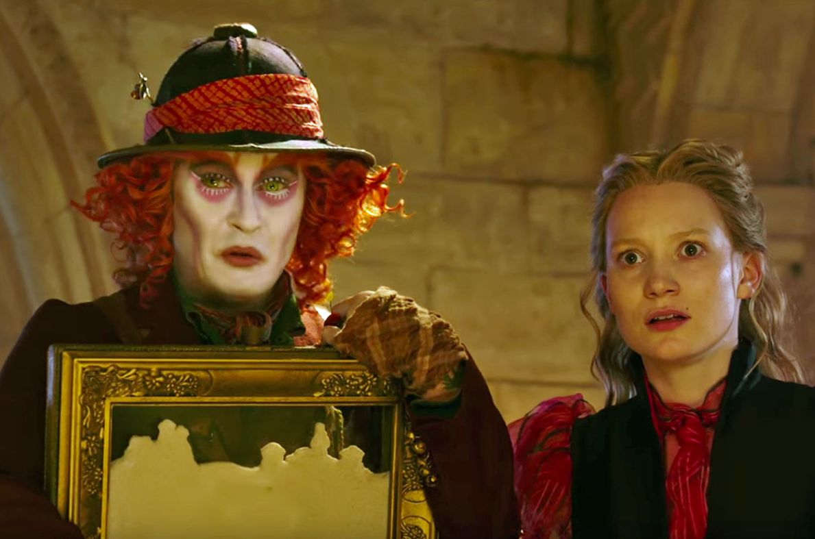 Johnny Depp and Mia Wasikowska in "Alice Through the Looking