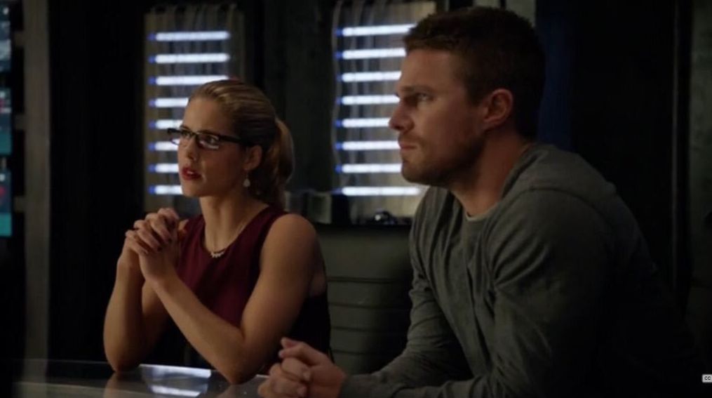 Felicity Smoak and Oliver Queen in Arrow lair