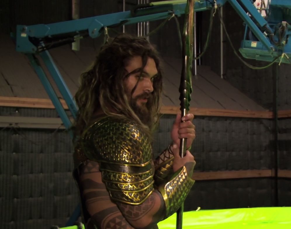 Jason Momoa posing as Aquaman