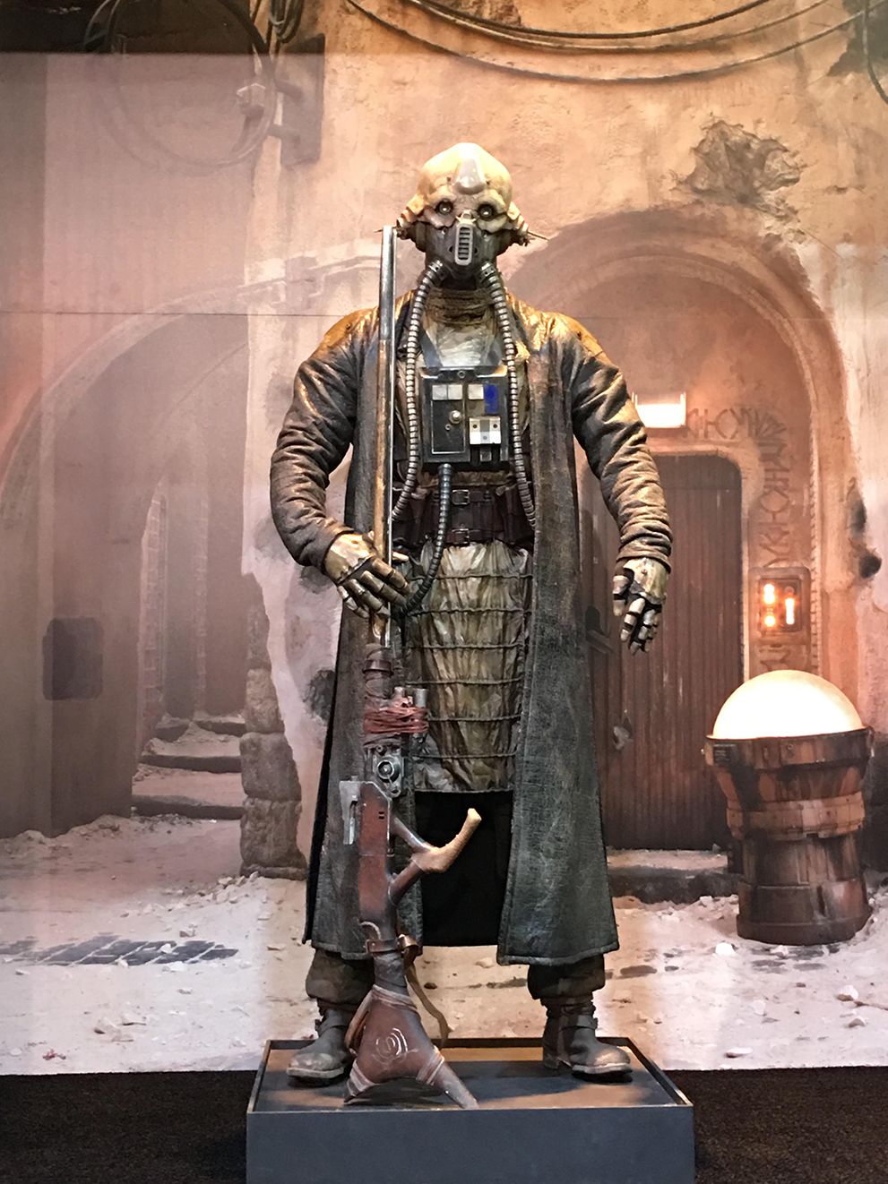New character, Edrio TwoTubes, Revealed for &#039;Rogue One&#039; at S