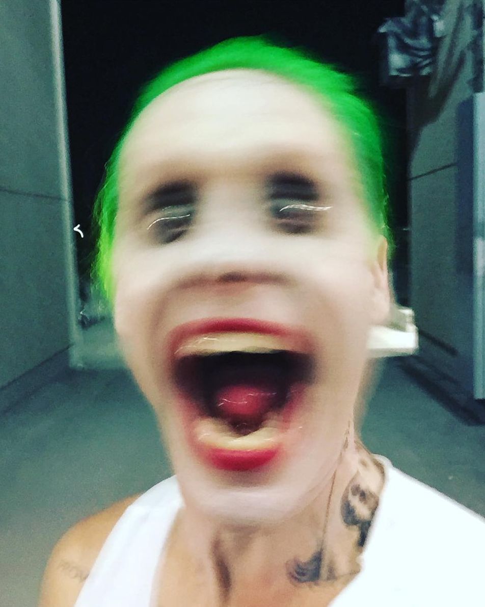 Jared Leto posts a terrifying Joker selfie to Twitter