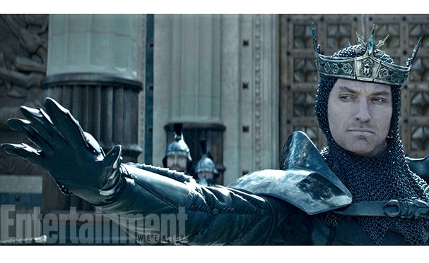 Jude Law as Vortigern in Guy Ritchie's King Arthur: Legend o