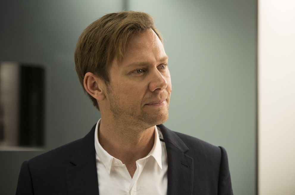 Jimmi Simpson as William