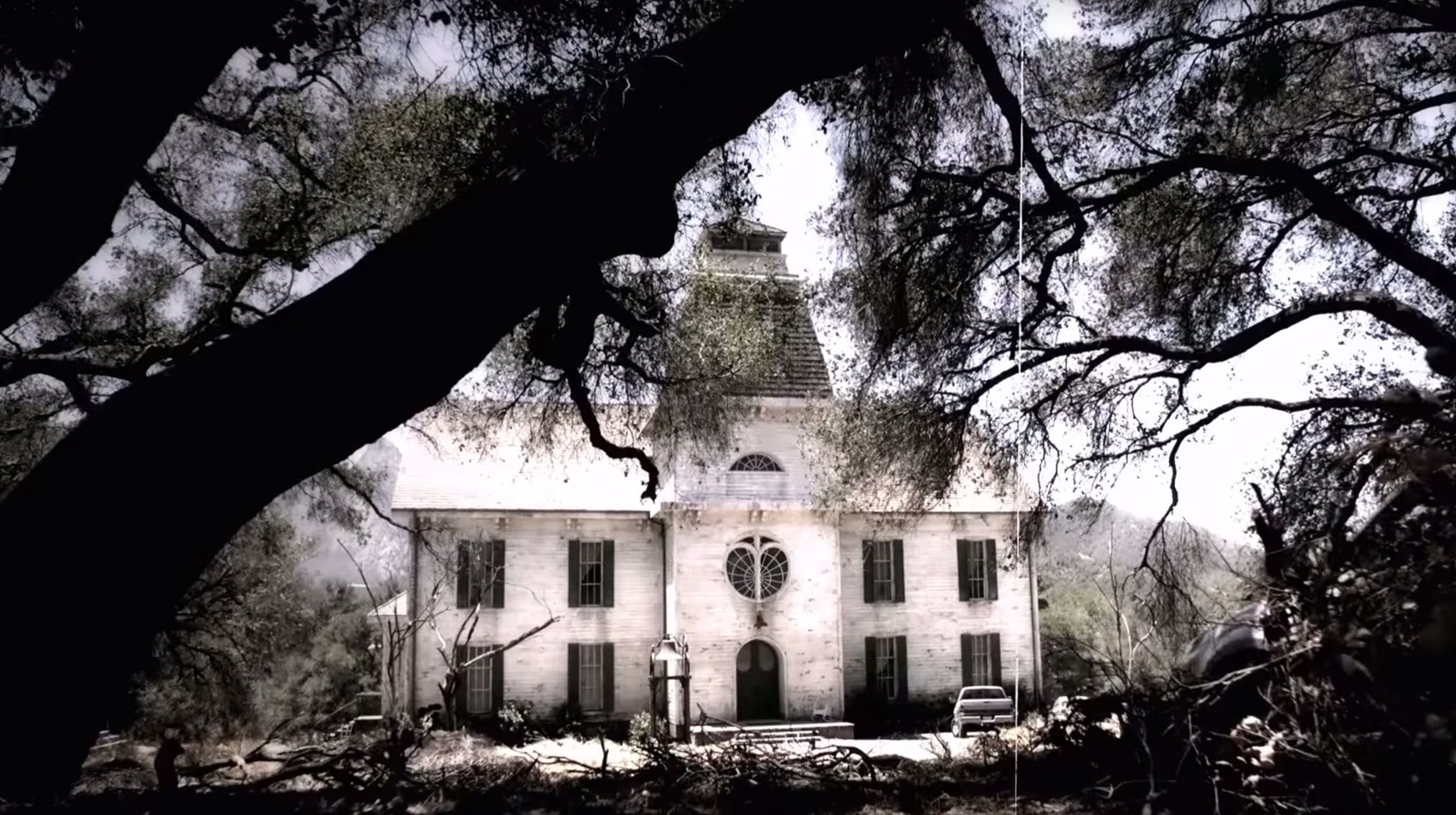 American Horror Story: Roanoke - another haunted house