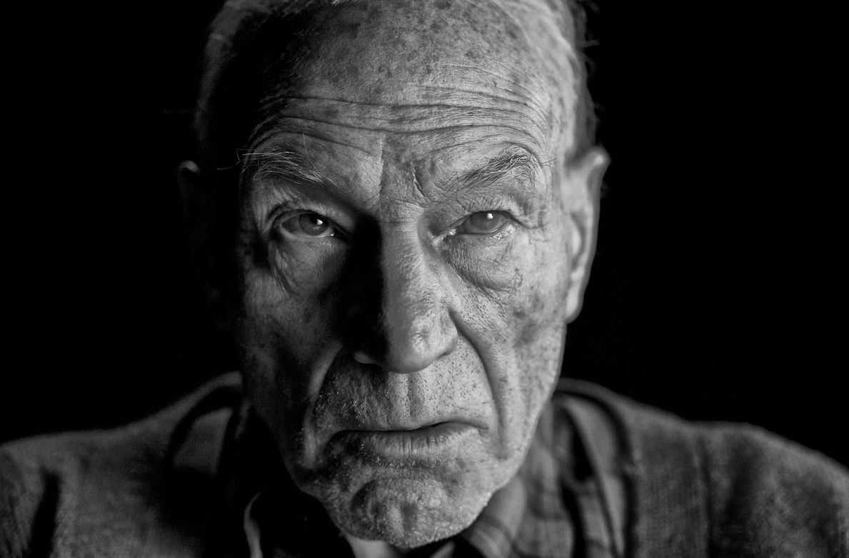 Patrick Stewart is looking old and withered in a new shot fr