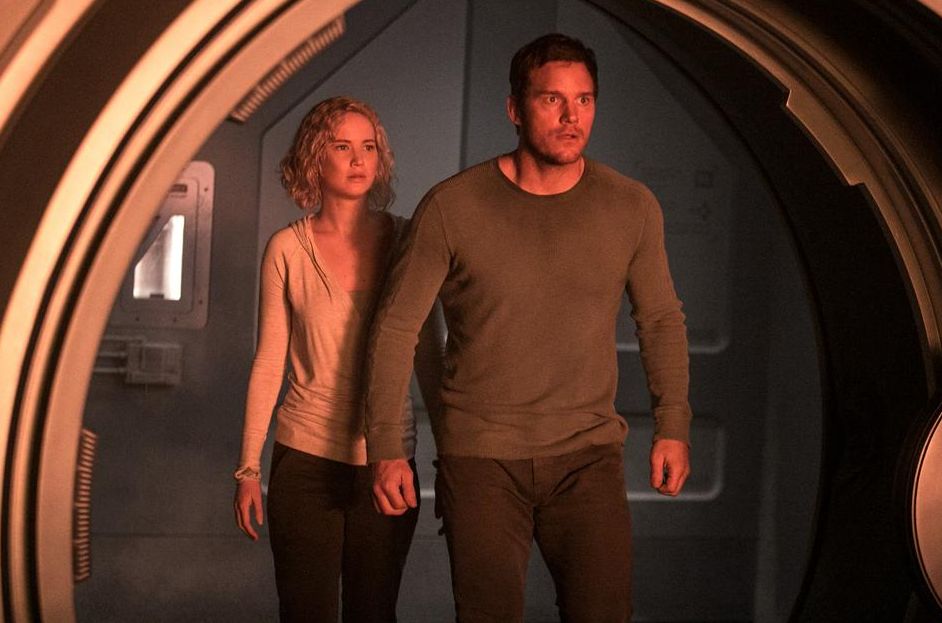 Jennifer Lawrence and Chris Pratt in "Passengers"