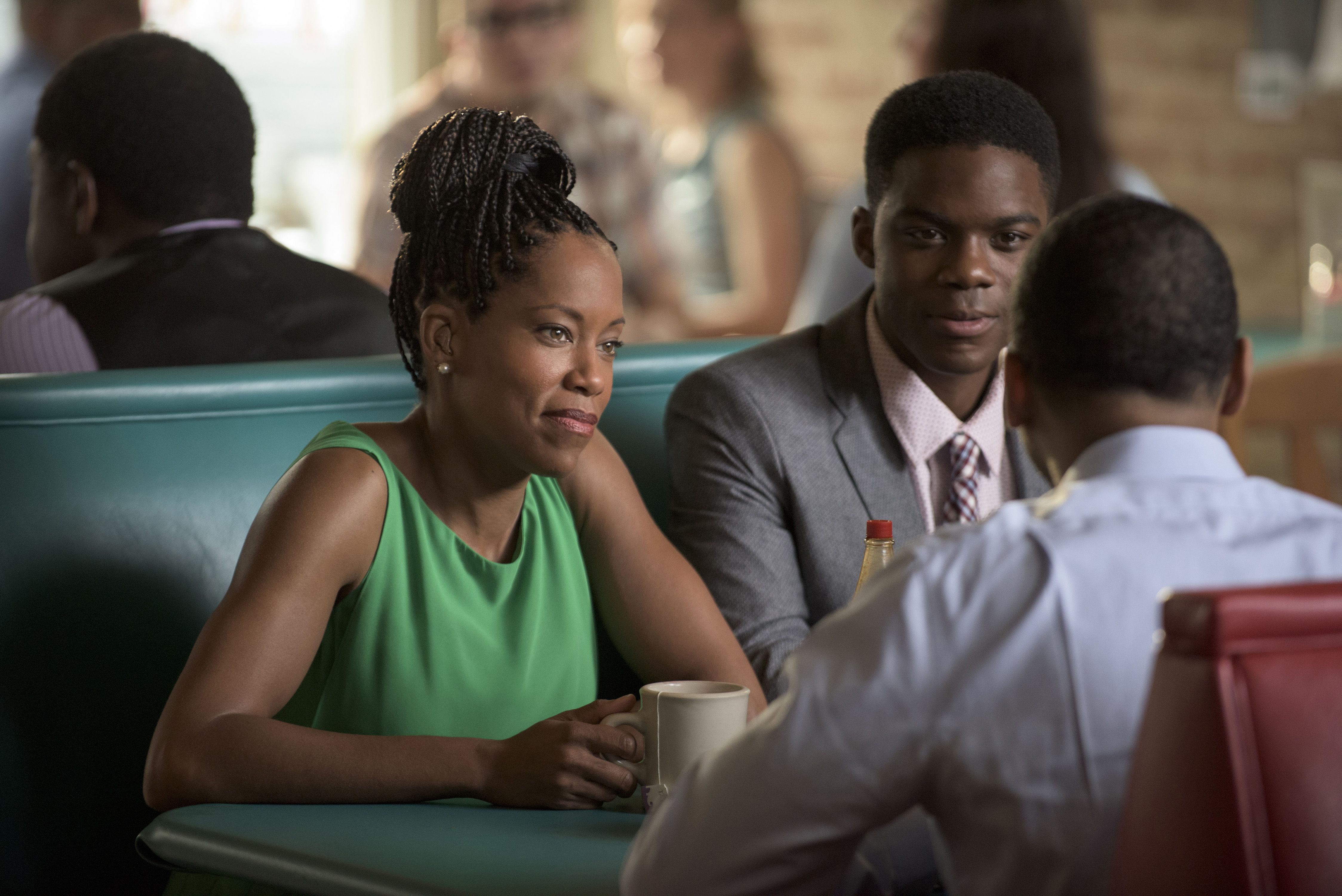 Films Et Séries Tv Avec Regina King Regina King Joins Netflix Series 'Seven Seconds' | Cultjer