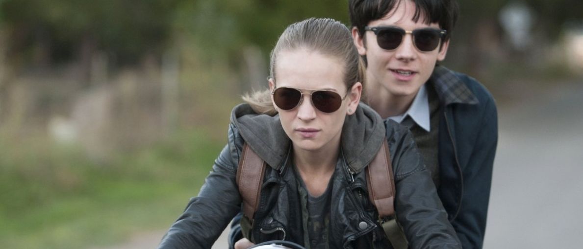 Britt Robertson and Asa Butterfield in &quot;The Space Between Us&quot;