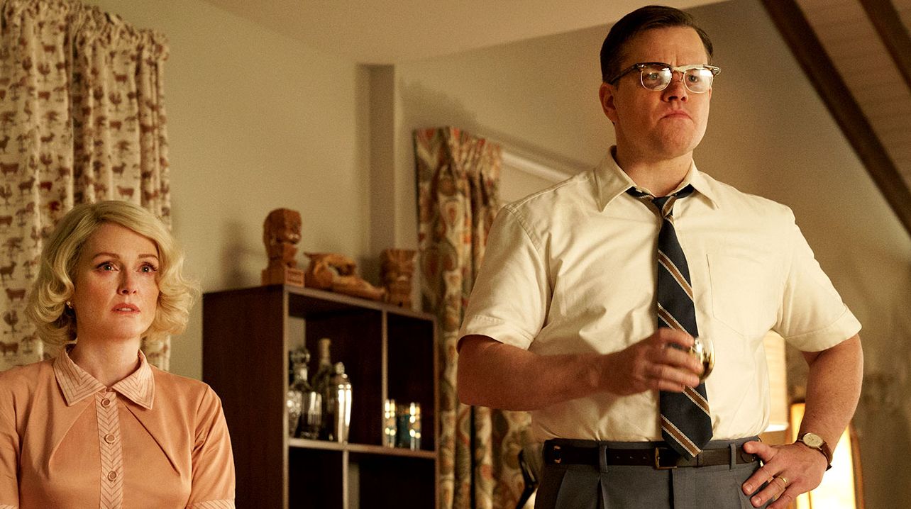 Julianne Moore and Matt Damon in "Suburbicon"