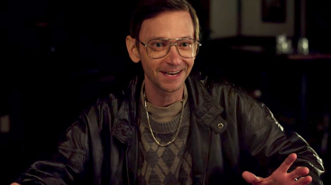 DJ Qualls as the "mystery man"