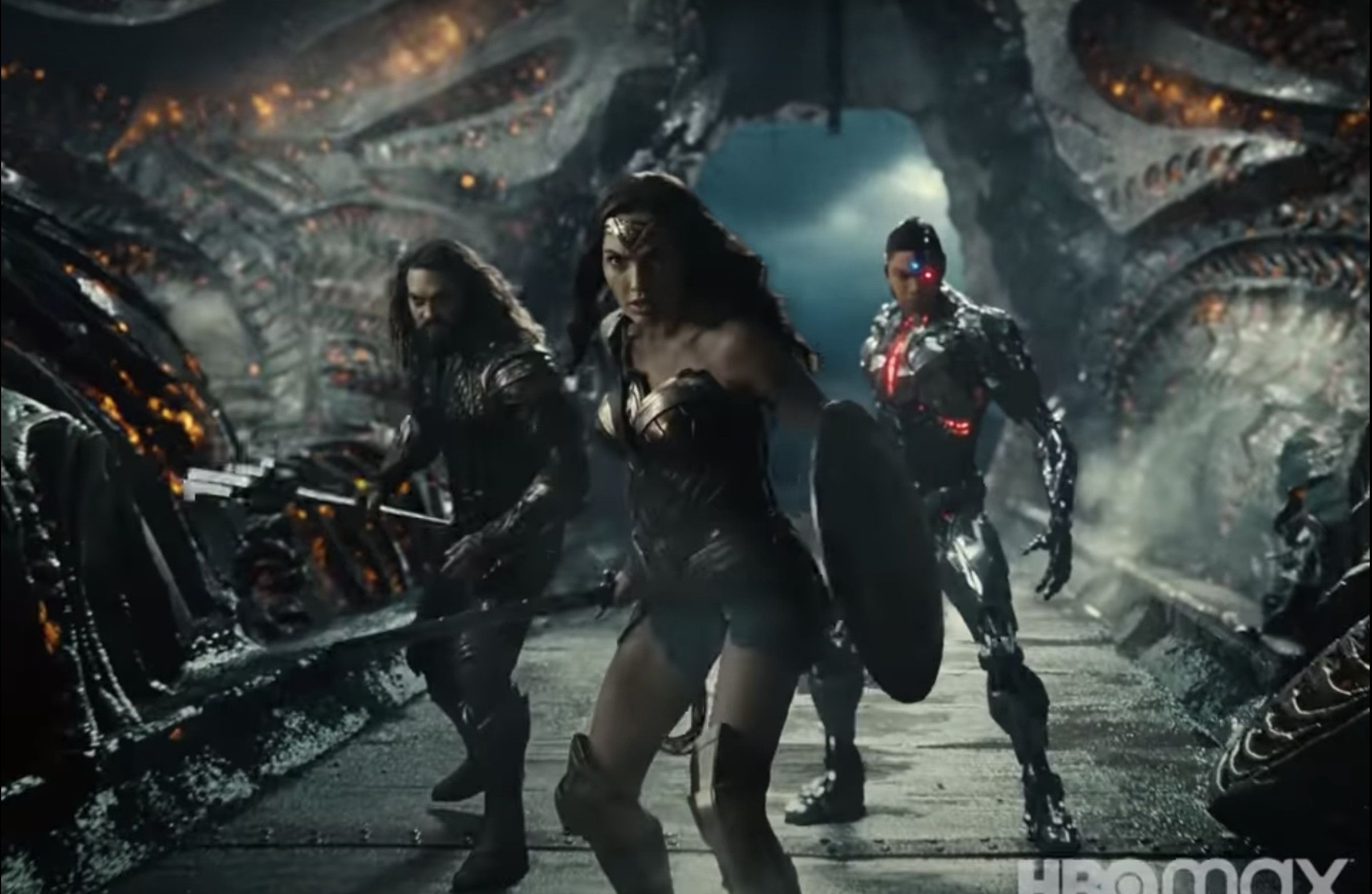 Wonder Woman, Cyborg & Aquaman Prepare for Battle