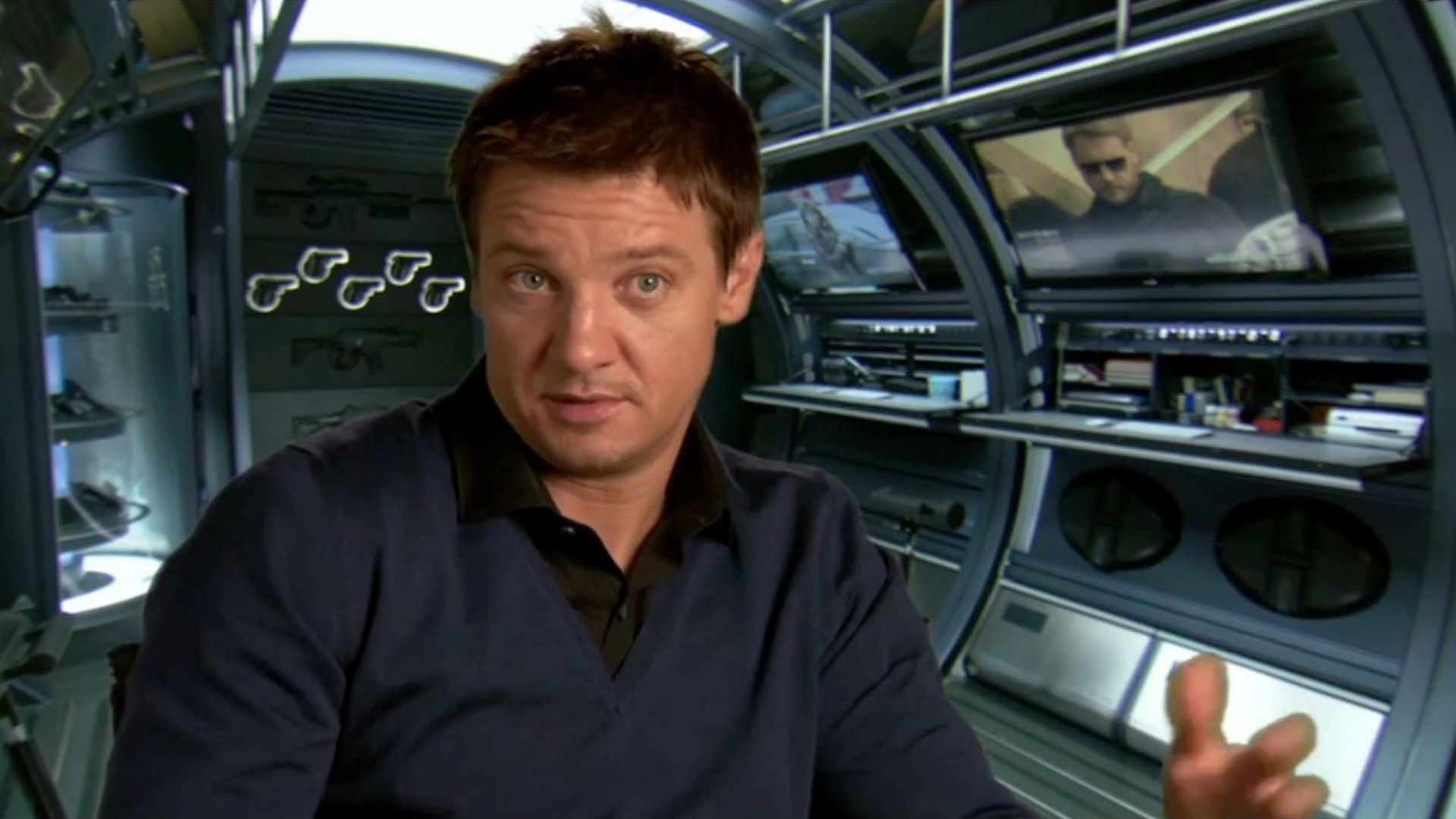 Jeremy Renner on director Brad Bird and jumping onto the fan in Mission: Impossible 4