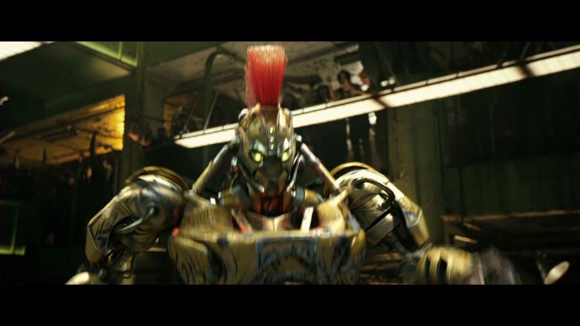 Hugh Jackman helps Noisy Boy fight Midas in Real Steel