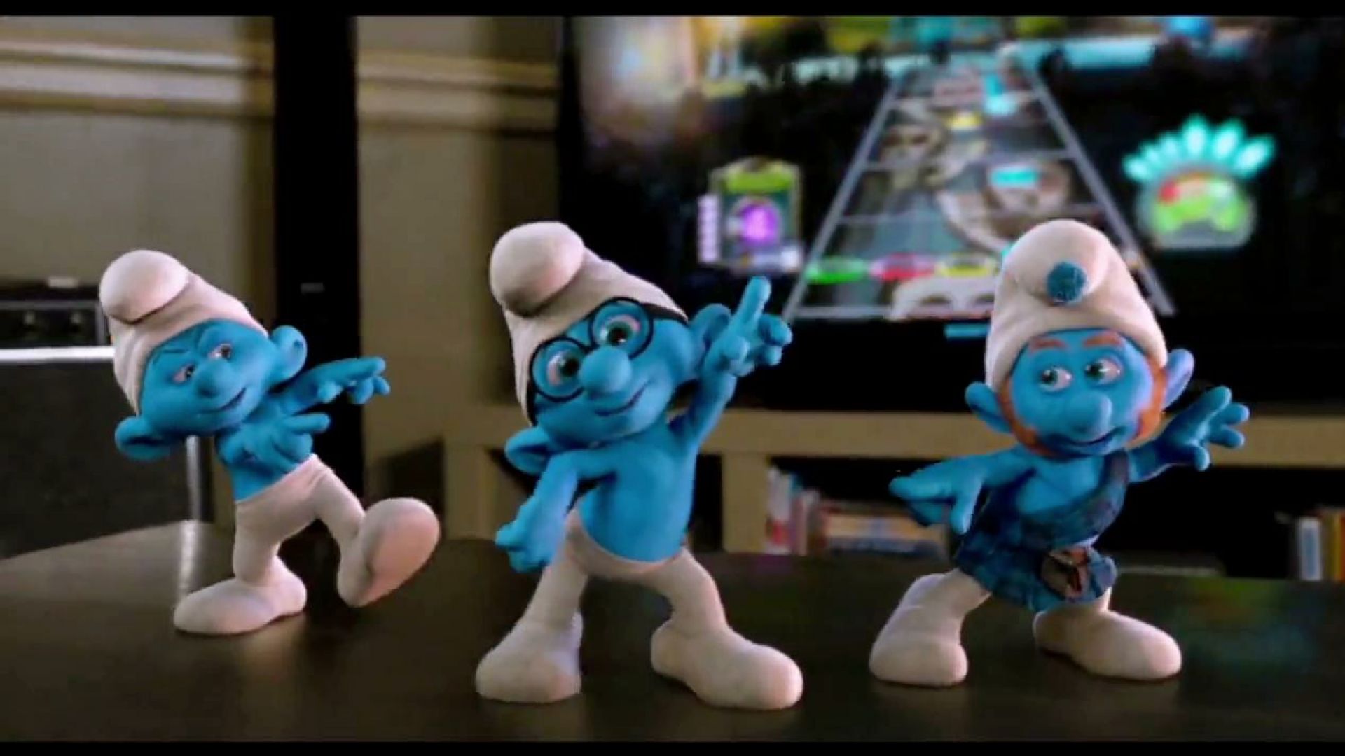 Laa-laa-lalala-laa, sing a happy song. The Smurfs