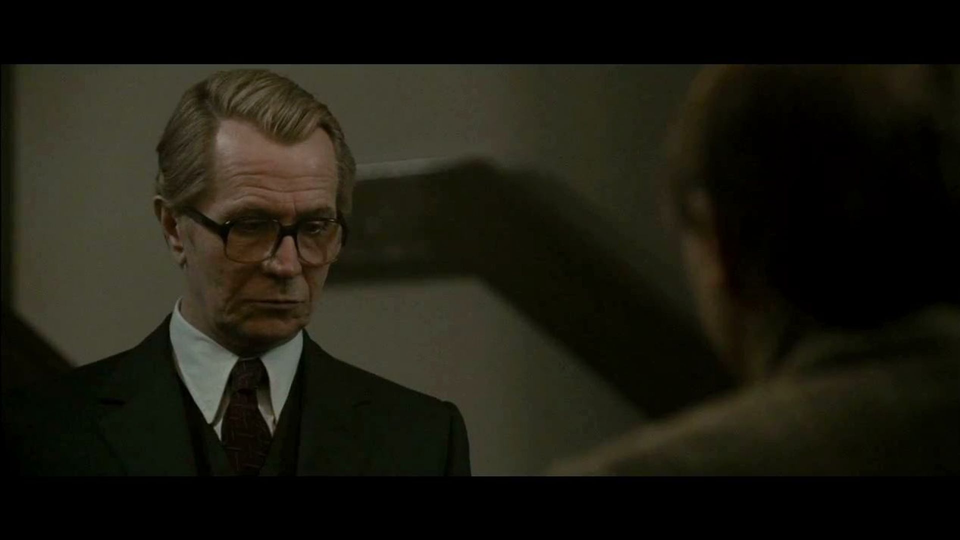 Smiley and Oliver discuss Control&#039;s death in Tinker Tailor Soldier Spy