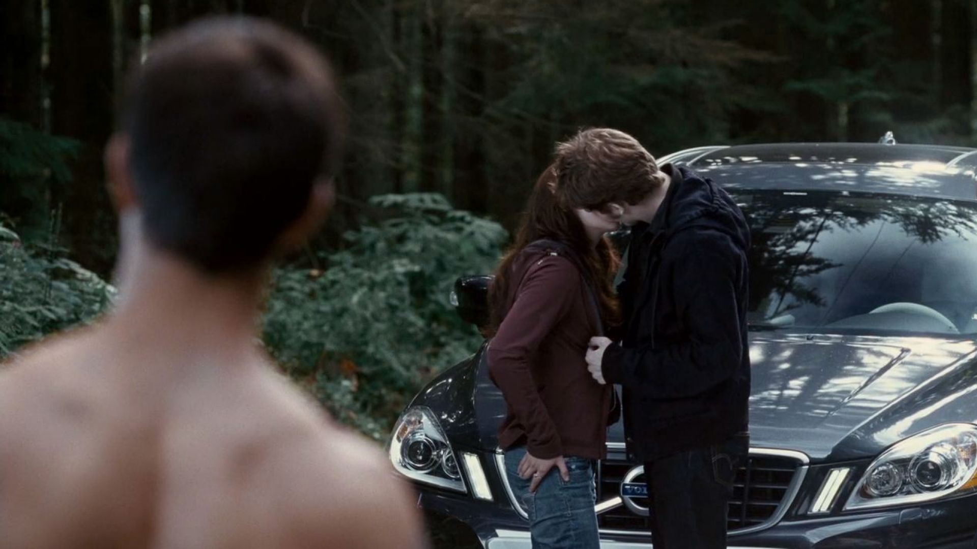 Twilight Eclipse: doesn&#039;t he own a shirt?